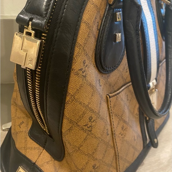 Gwen Stefani L.A.M.B. Luxury Bag - Picture 7 of 16